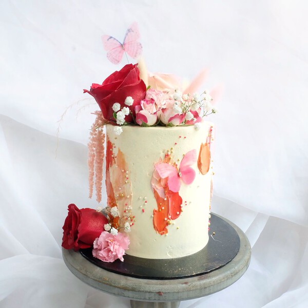 Chelsea Cake | Red Rose Cake